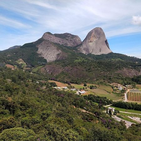 Suite Charmosa Em Pedra Azul Pedra Azul  Buitenkant foto